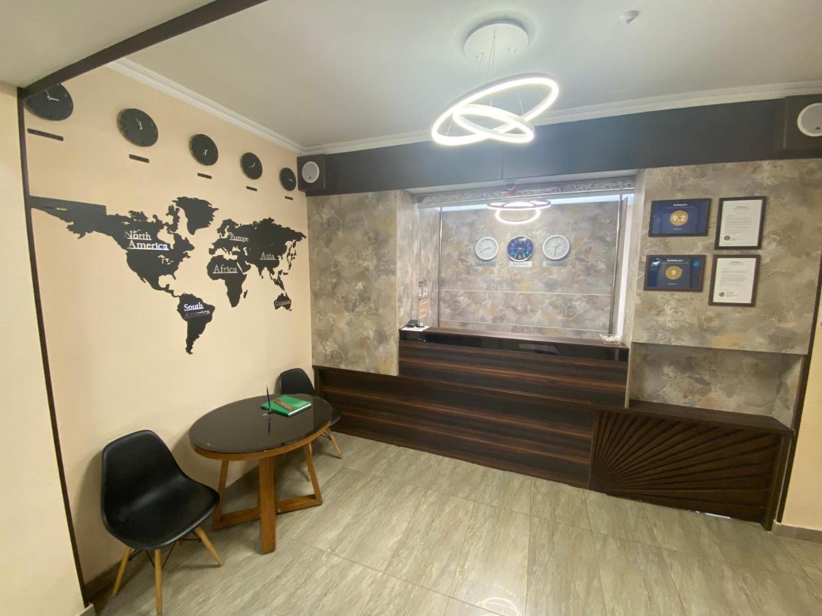 Azimut Hotel Balykchy ภายนอก รูปภาพ