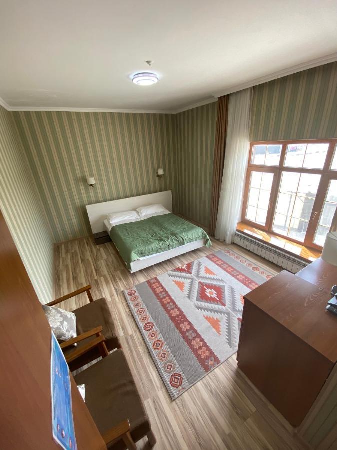 Azimut Hotel Balykchy ภายนอก รูปภาพ