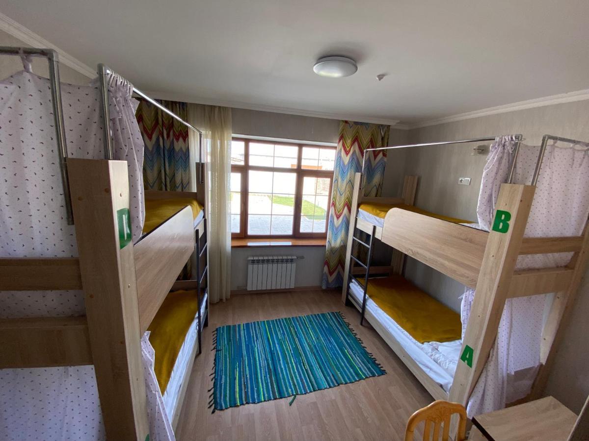 Azimut Hotel Balykchy ภายนอก รูปภาพ